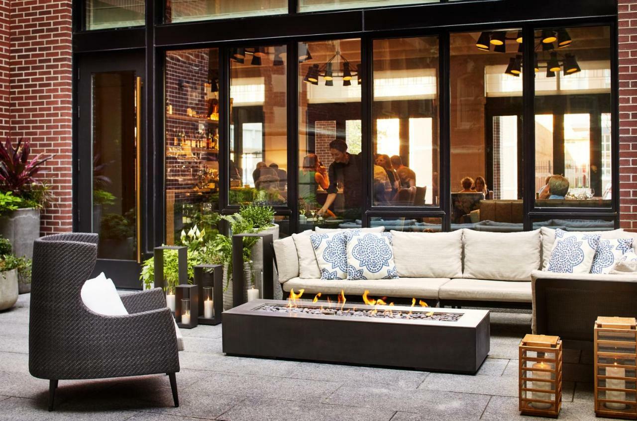 The Whitney Hotel Boston Exteriér fotografie The Terrace at the London West Hollywood